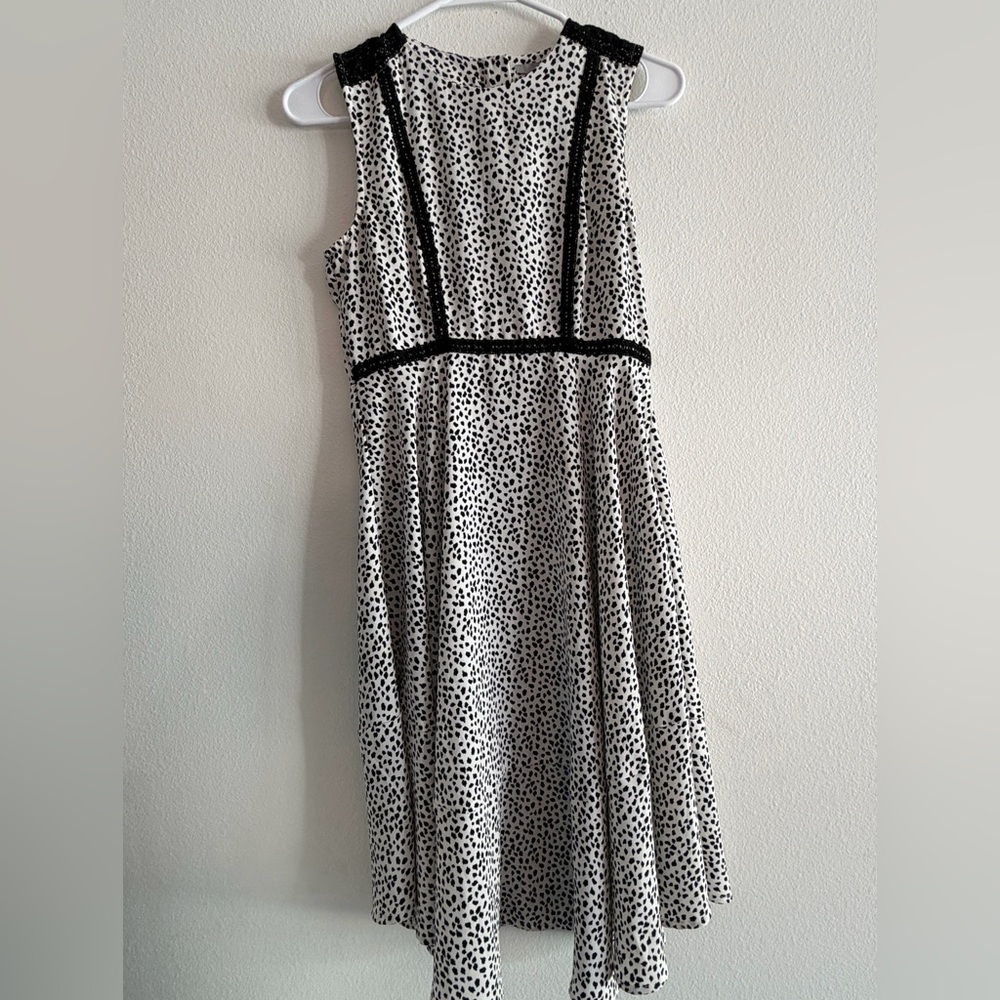 H&M Black and White Small Midi Dress Nursing Friendly